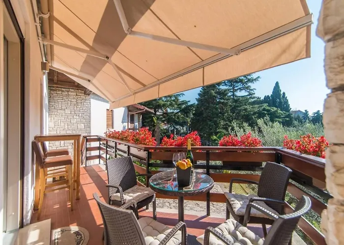 In With Sea View And Appartement